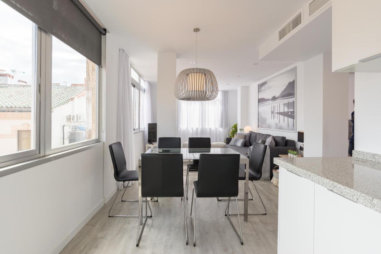Urbe10 Angel Ganivet 2 Bedrooms Apartment Malaga Ngoại thất bức ảnh