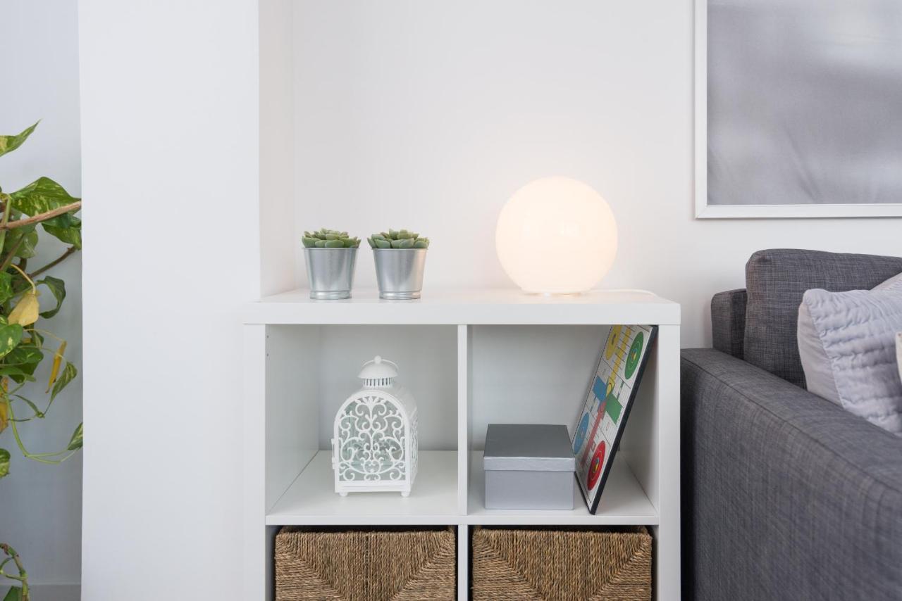 Urbe10 Angel Ganivet 2 Bedrooms Apartment Malaga Ngoại thất bức ảnh